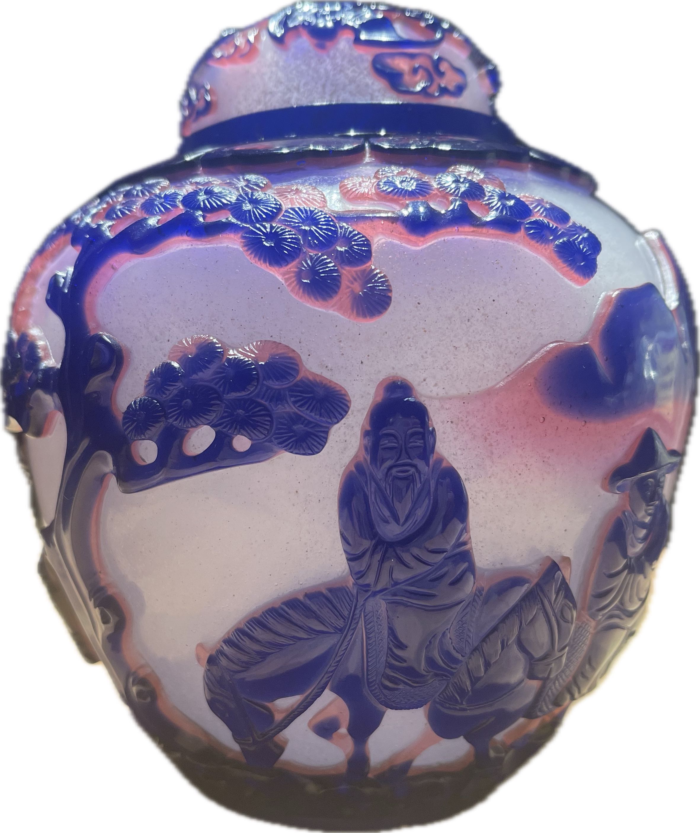 CHINA, QING DYNASTY Qianlong Period (1736–1795) A Snowflake-Ground Pale Violet Overlay Beijing Glass Jar and Cover