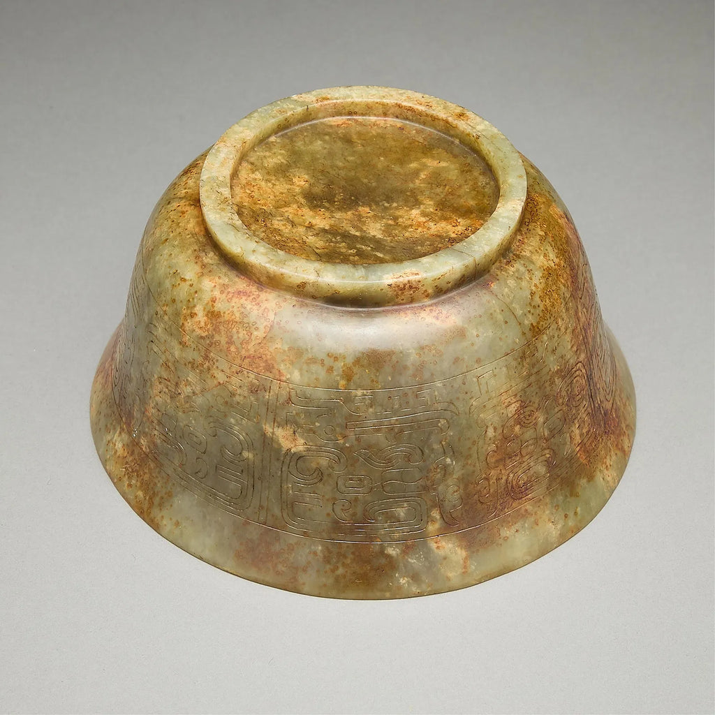 Song-Yuan Dynasty Jade Ritual Offering Bowl with Cloud-Thunder and Auspicious Beast Motifs