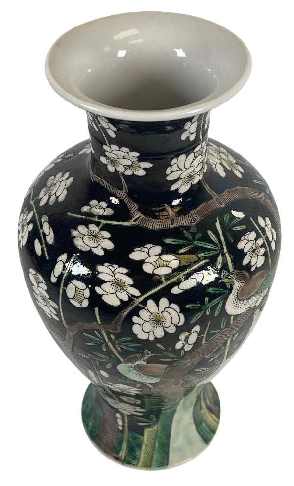 Black-Ground Famille-Verte Vase with Plum Blossom and Birds