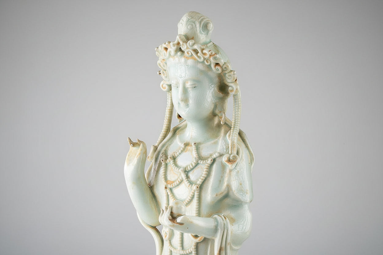 17th Century Chinese Qingbai Glazed Guanyin Figure